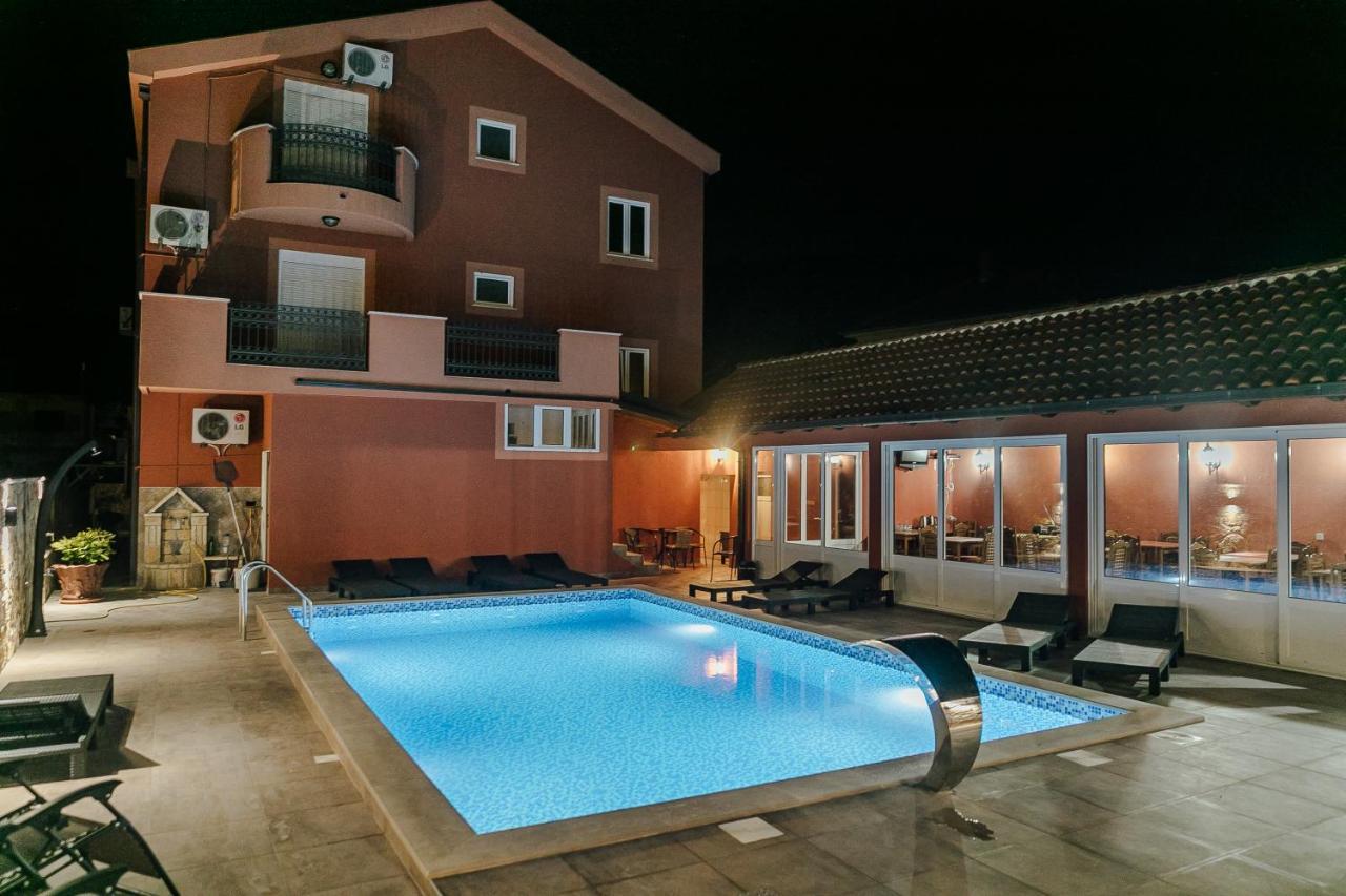Guest House Villa Zivanovic 赫尔采格诺维 外观 照片