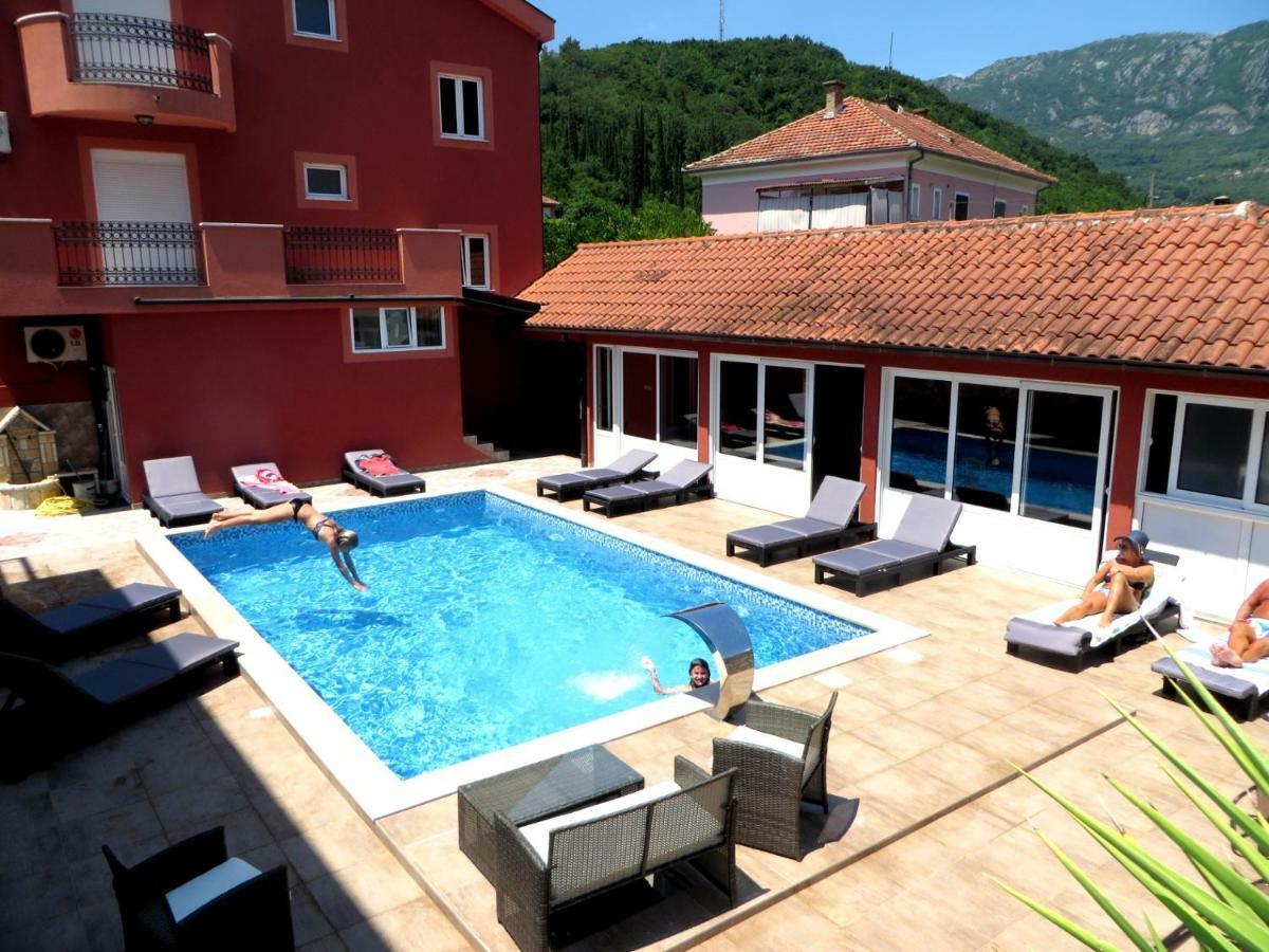 Guest House Villa Zivanovic 赫尔采格诺维 外观 照片
